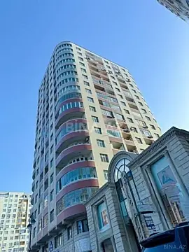 Satılır 4 otaqlı mənzil 220 m² — Bakı 4 otaq 220.00 m²