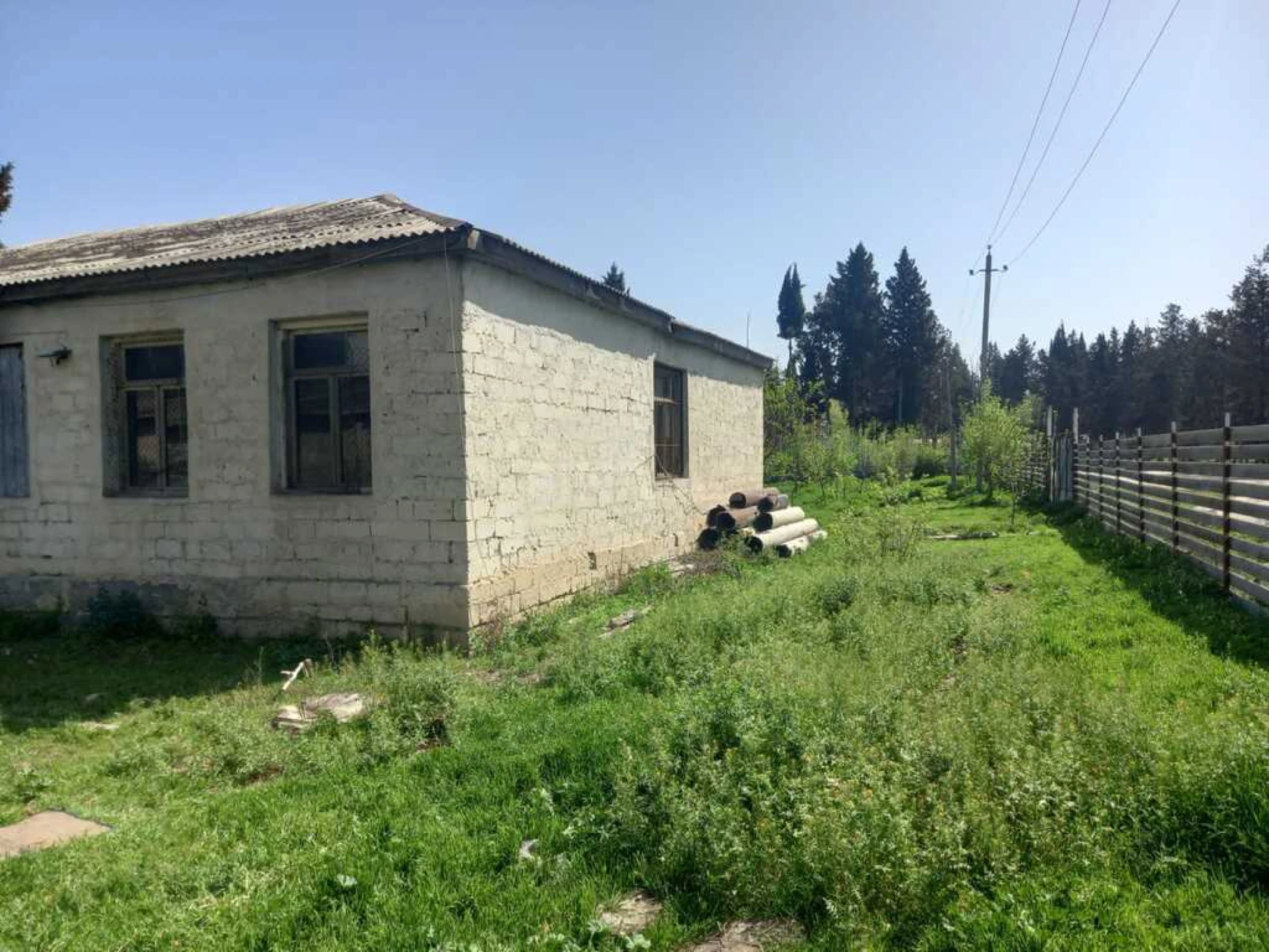 Satılır obyekt 175 m²