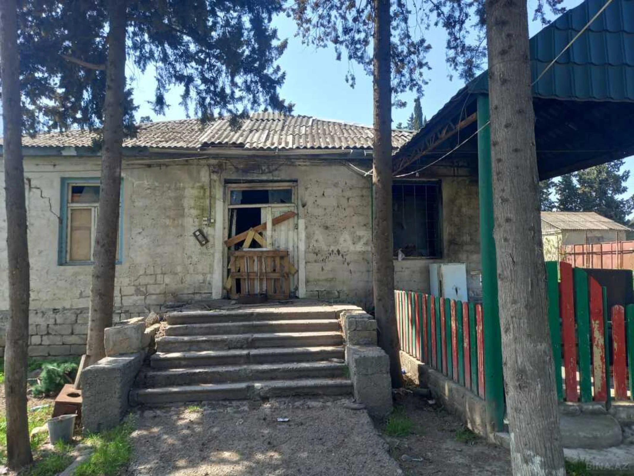 Satılır obyekt 175 m²