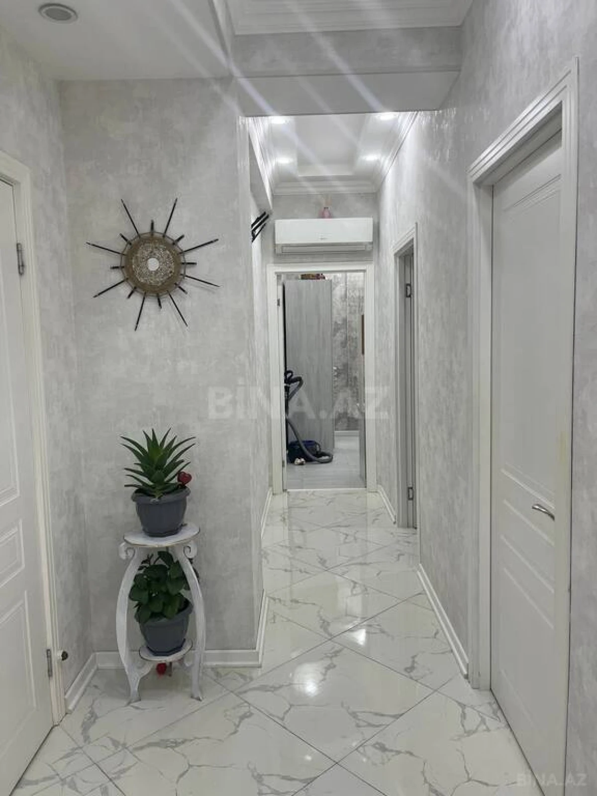 Satılır 3 otaqlı mənzil 83 m²