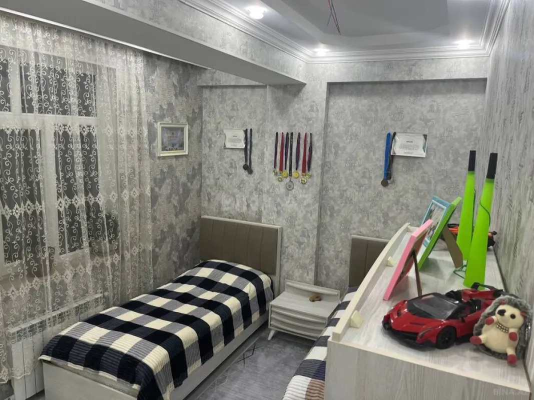 Satılır 3 otaqlı mənzil 83 m²