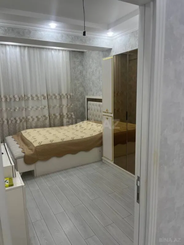 Satılır 3 otaqlı mənzil 83 m²