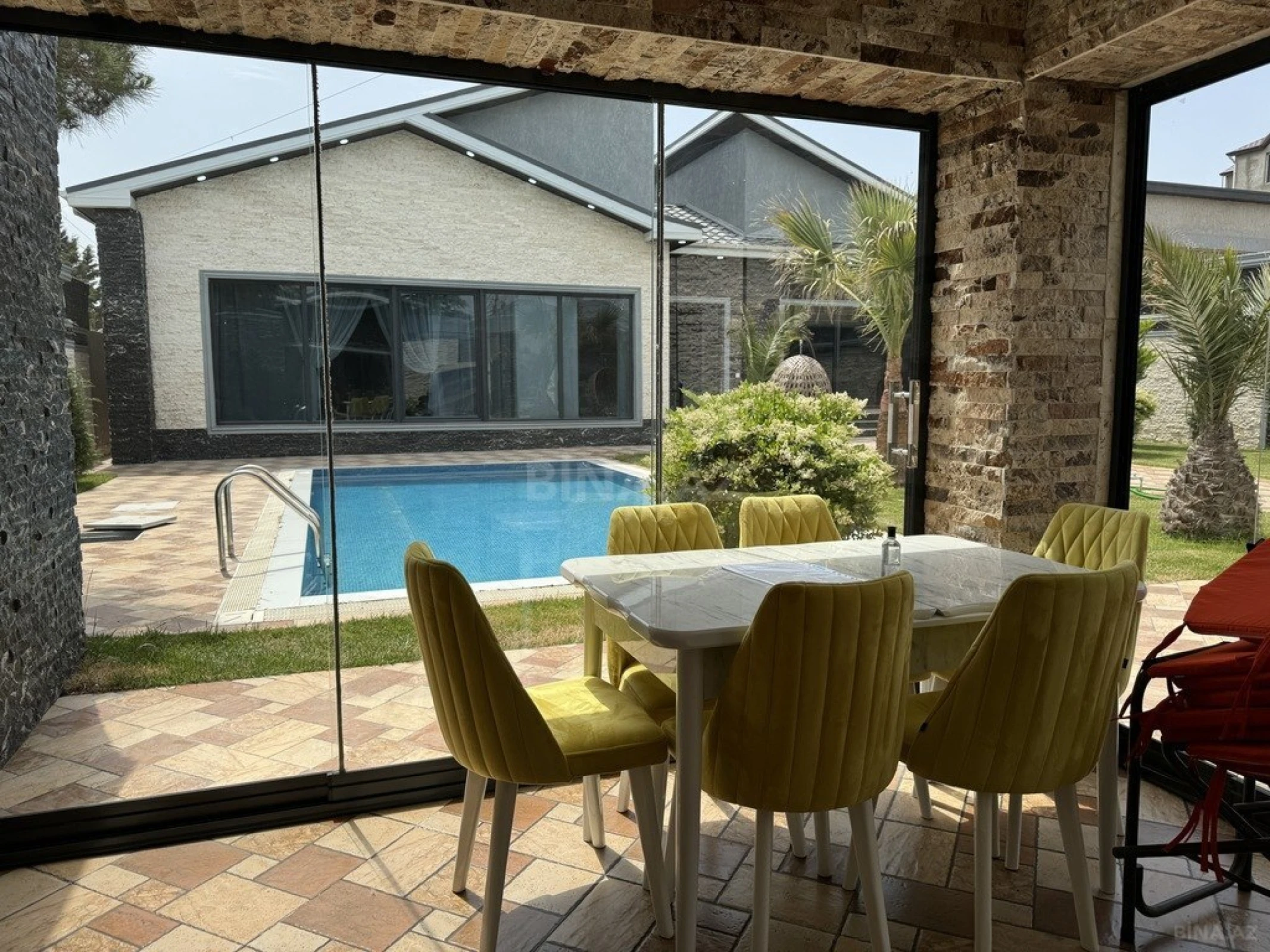 Kirayə verilir 5 otaqlı həyət evi 210 m²