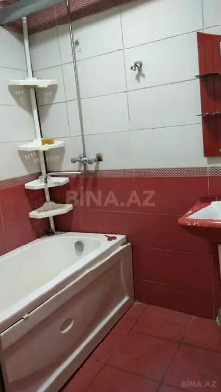 Satılır 4 otaqlı mənzil 83 m²