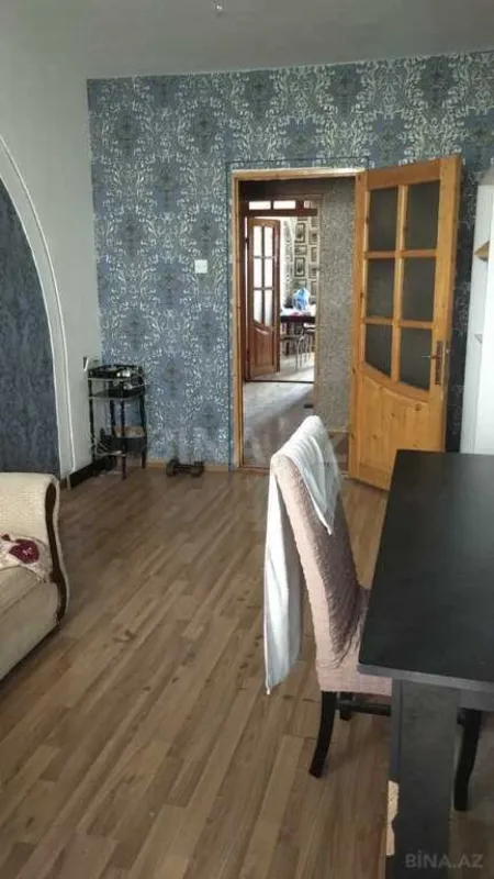 Satılır 4 otaqlı mənzil 83 m²