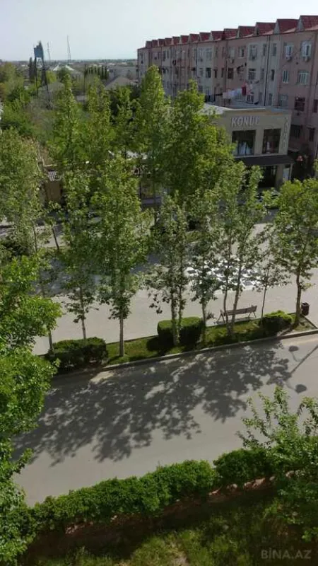 Satılır 4 otaqlı mənzil 83 m²