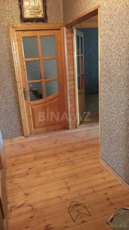 Satılır 4 otaqlı mənzil 83 m²