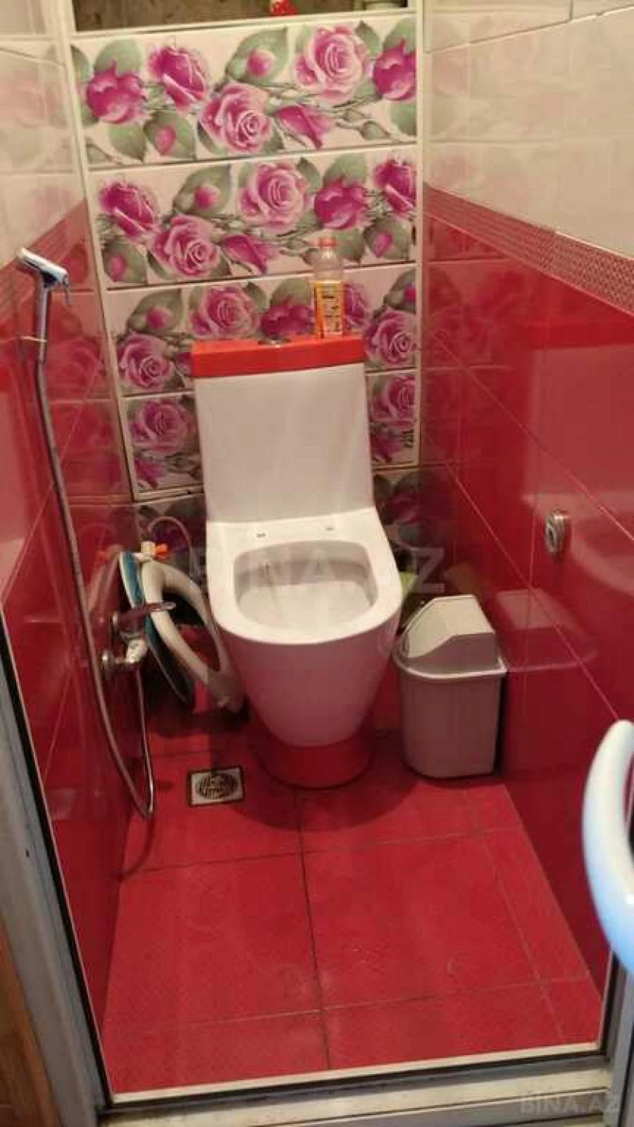 Satılır 4 otaqlı mənzil 83 m²