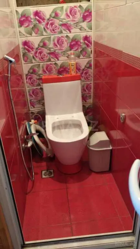 Satılır 4 otaqlı mənzil 83 m²