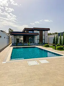 Satılır 5 otaqlı həyət evi 180 m² — Bakı, Mərdəkan 5 otaq 180.00 m²