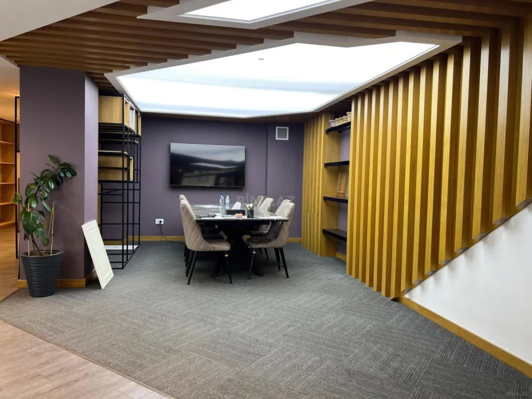 Satılır obyekt 175 m²