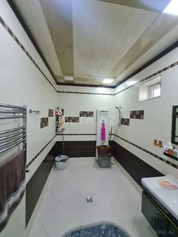 Satılır 4 otaqlı həyət evi 200 m²