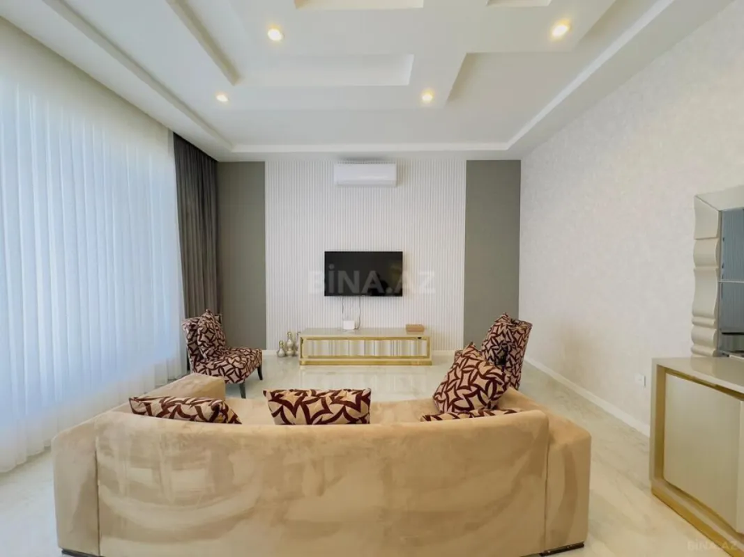 Satılır 4 otaqlı həyət evi 170 m²
