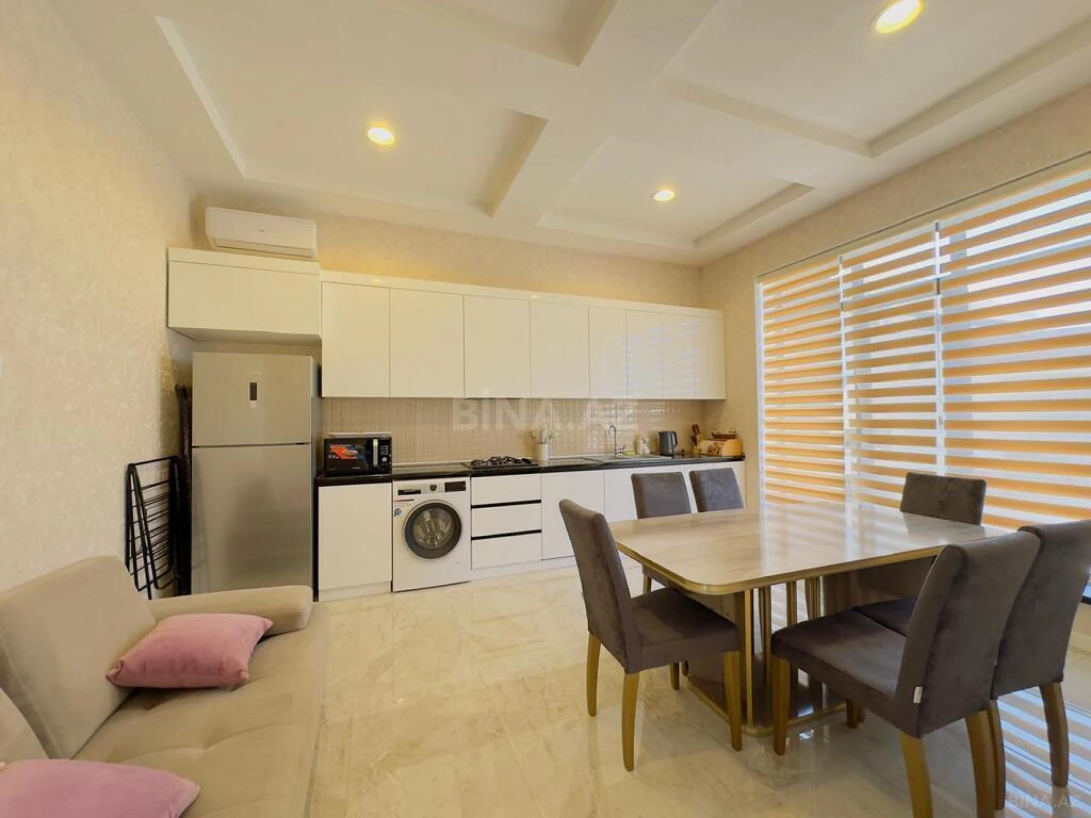 Satılır 4 otaqlı həyət evi 170 m²