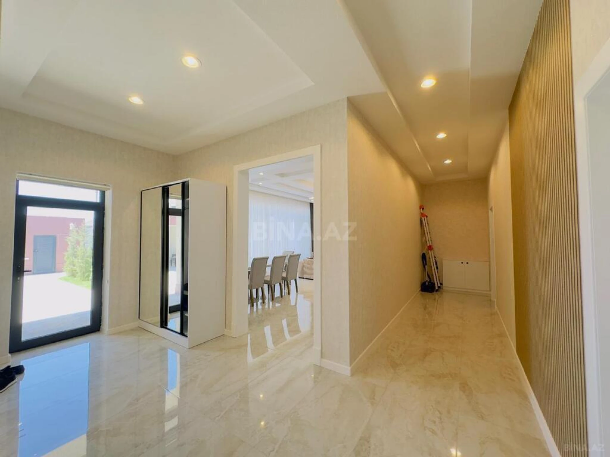 Satılır 4 otaqlı həyət evi 170 m²