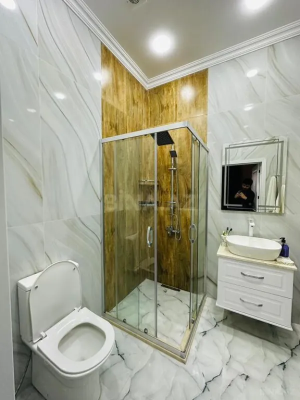 Kirayə verilir 5 otaqlı həyət evi 300 m²