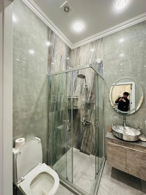 Kirayə verilir 5 otaqlı həyət evi 300 m²