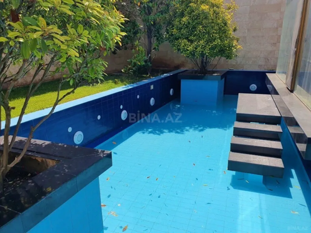 Satılır 5 otaqlı həyət evi 450 m²