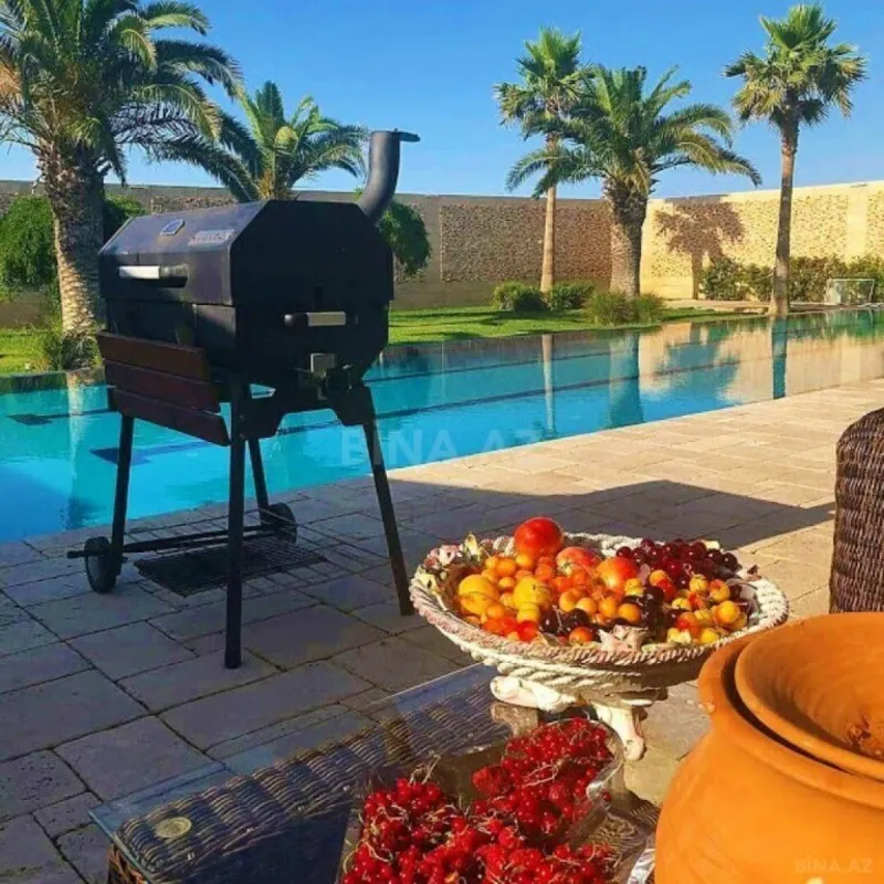 Satılır 5 otaqlı həyət evi 450 m²