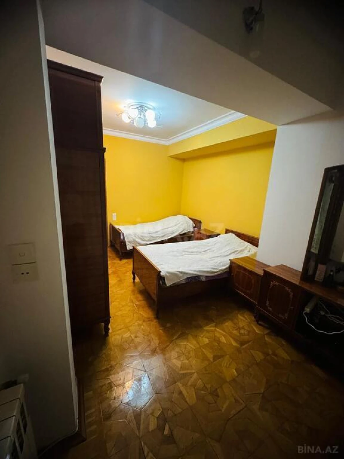 Satılır 3 otaqlı mənzil 120 m²