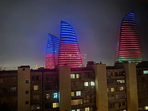 Satılır 3 otaqlı mənzil 120 m²