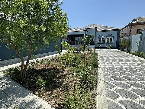 Satılır 4 otaqlı həyət evi 140 m²