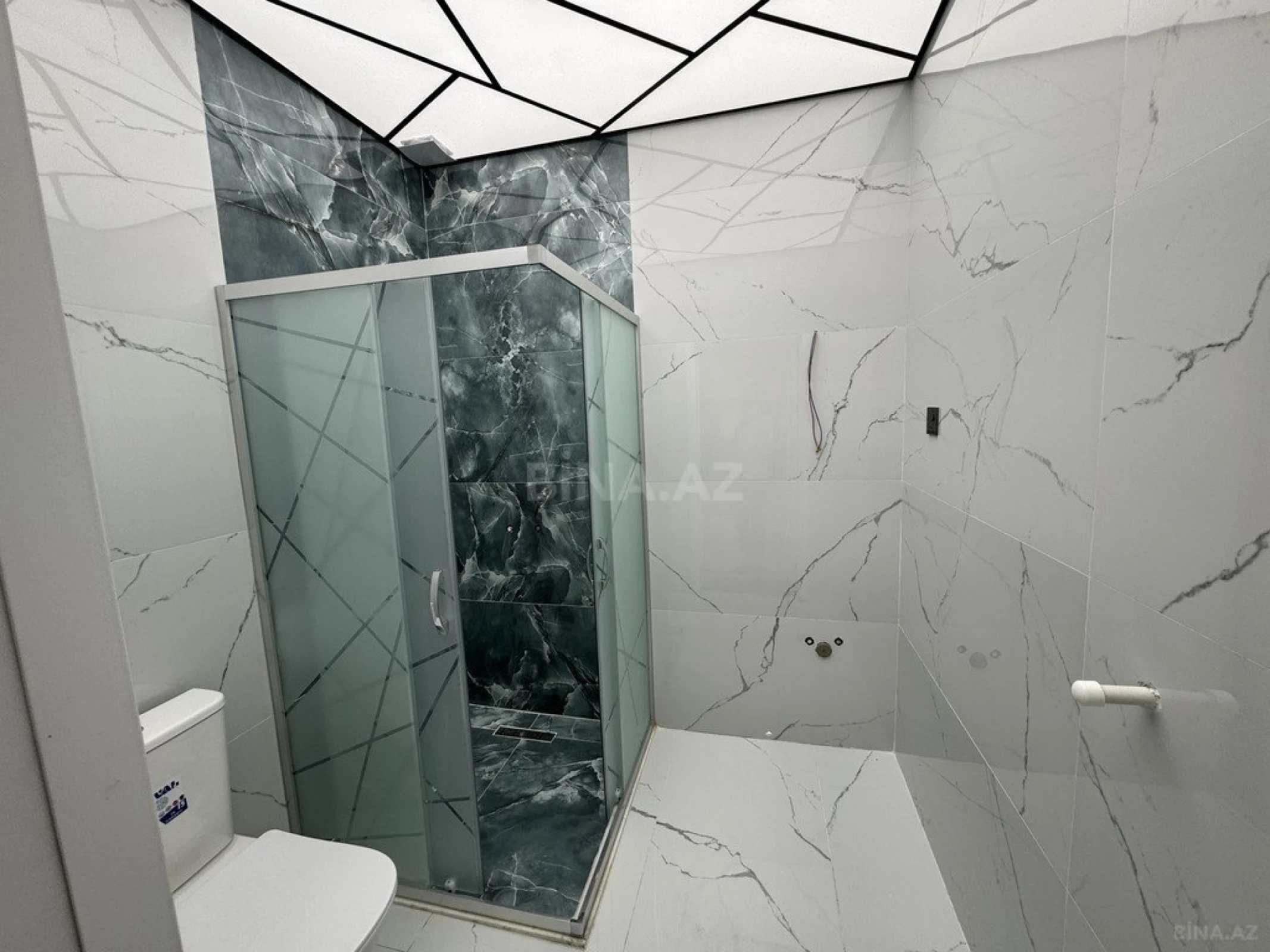 Satılır 4 otaqlı həyət evi 140 m²