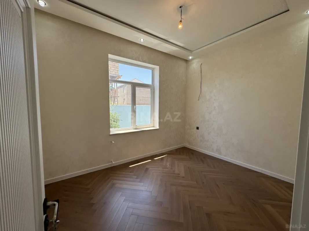 Satılır 4 otaqlı həyət evi 140 m²