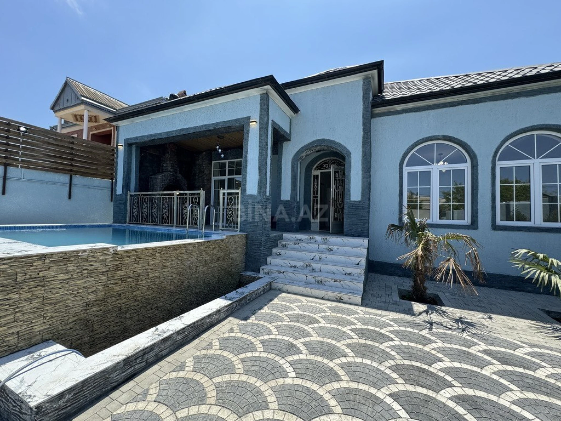 Satılır 4 otaqlı həyət evi 140 m²