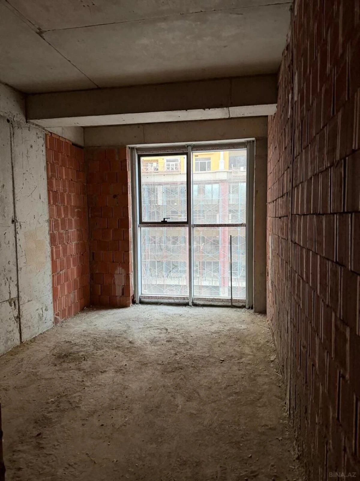 Satılır 3 otaqlı mənzil 108.82 m²