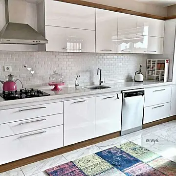Kirayə verilir 2 otaqlı mənzil 85 m²
