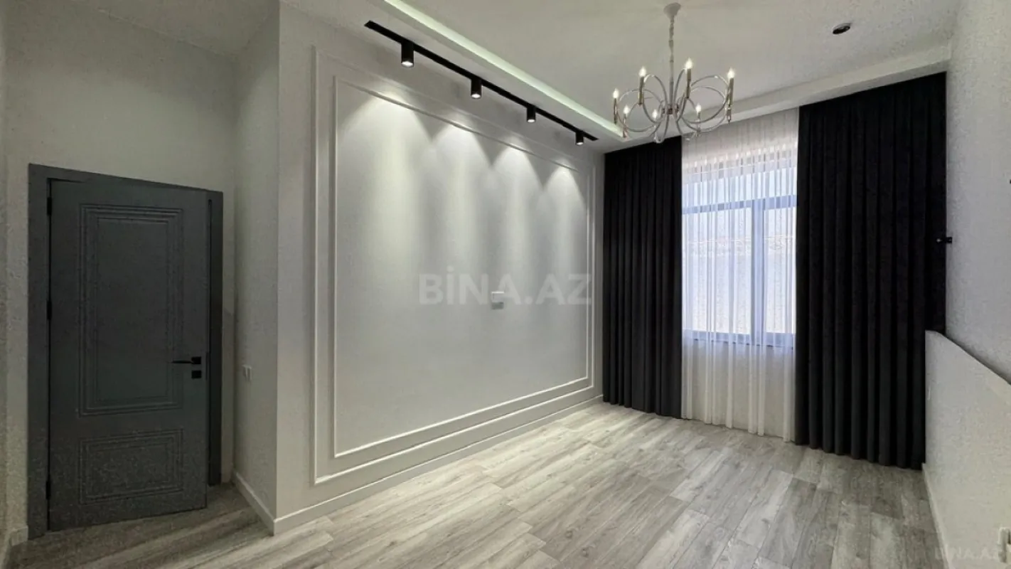 Satılır 5 otaqlı həyət evi 190 m²