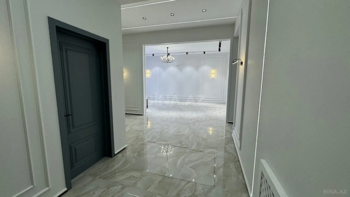 Satılır 5 otaqlı həyət evi 190 m²