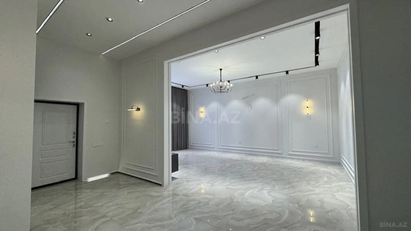 Satılır 5 otaqlı həyət evi 190 m²