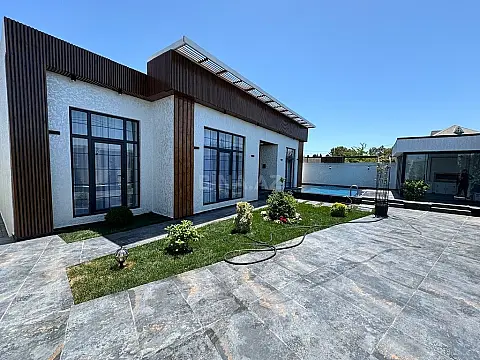 Satılır 5 otaqlı həyət evi 190 m²