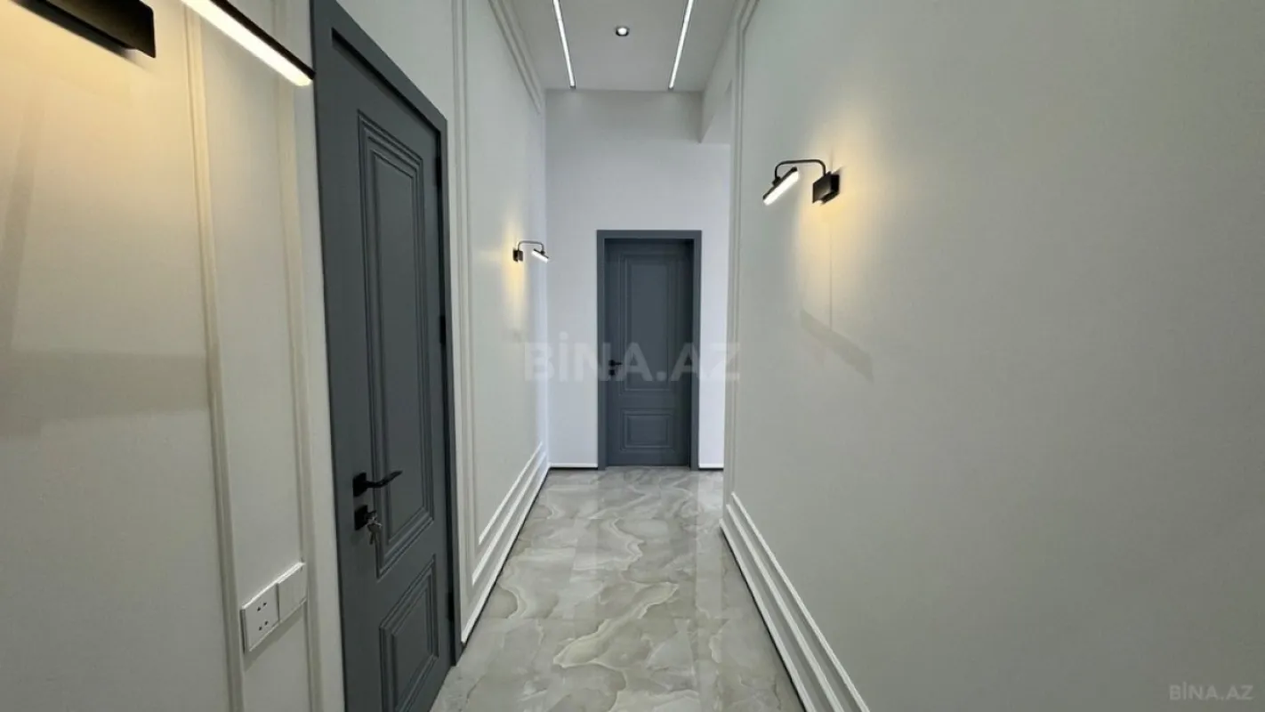 Satılır 5 otaqlı həyət evi 190 m²