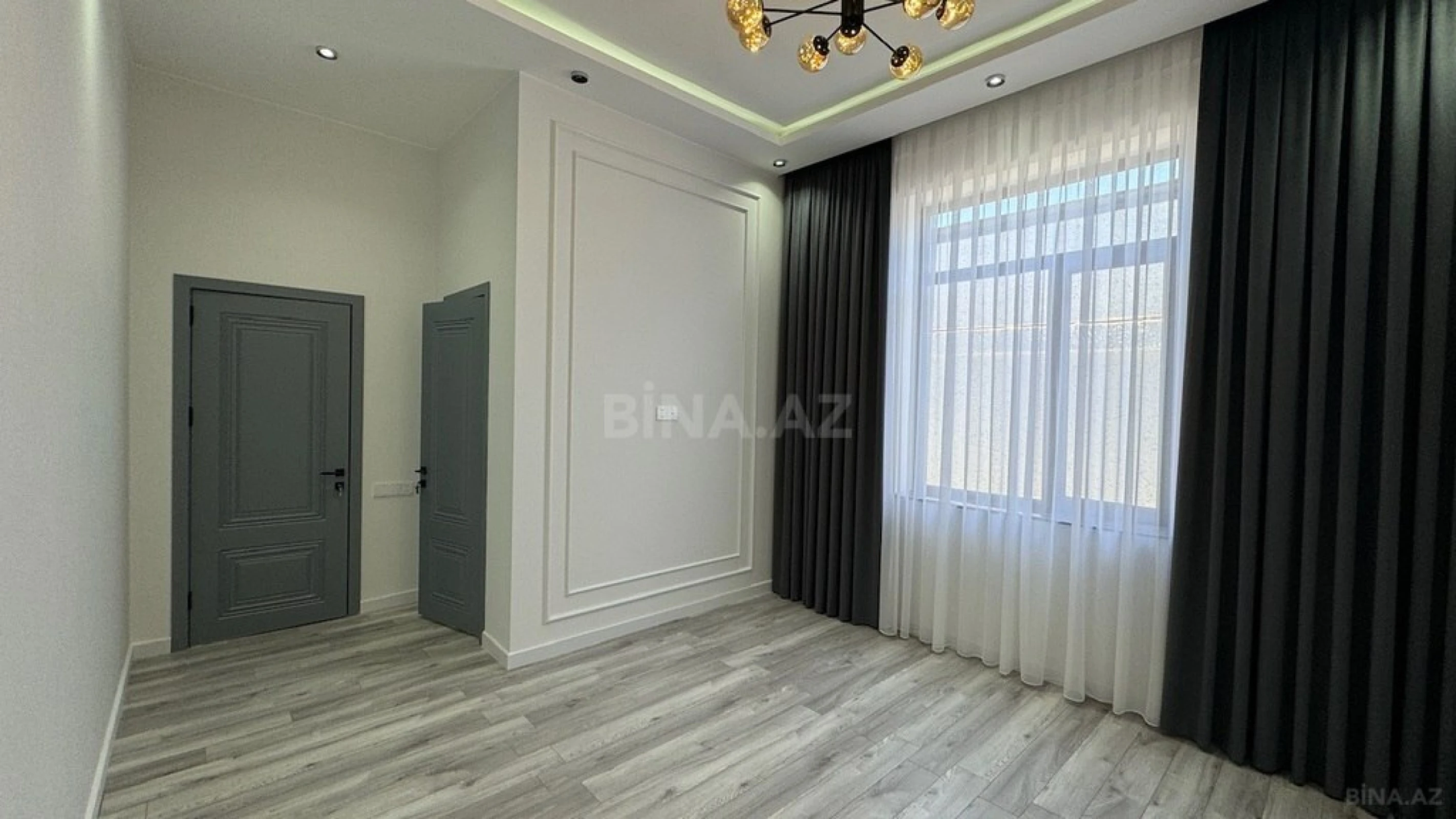 Satılır 5 otaqlı həyət evi 190 m²