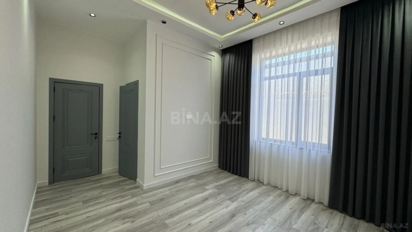 Satılır 5 otaqlı həyət evi 190 m²