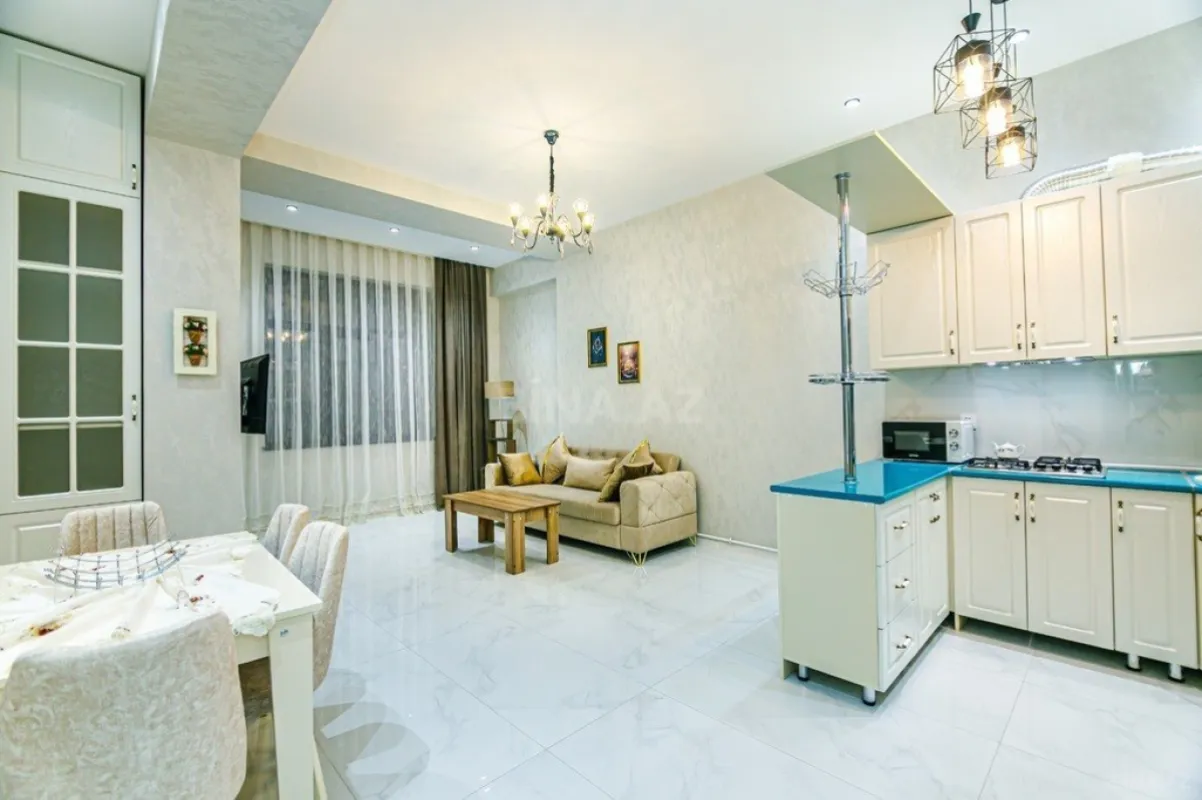 Kirayə verilir 2 otaqlı mənzil 80 m²