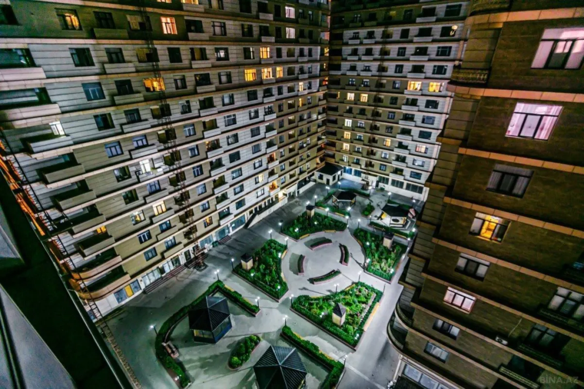 Kirayə verilir 2 otaqlı mənzil 80 m²