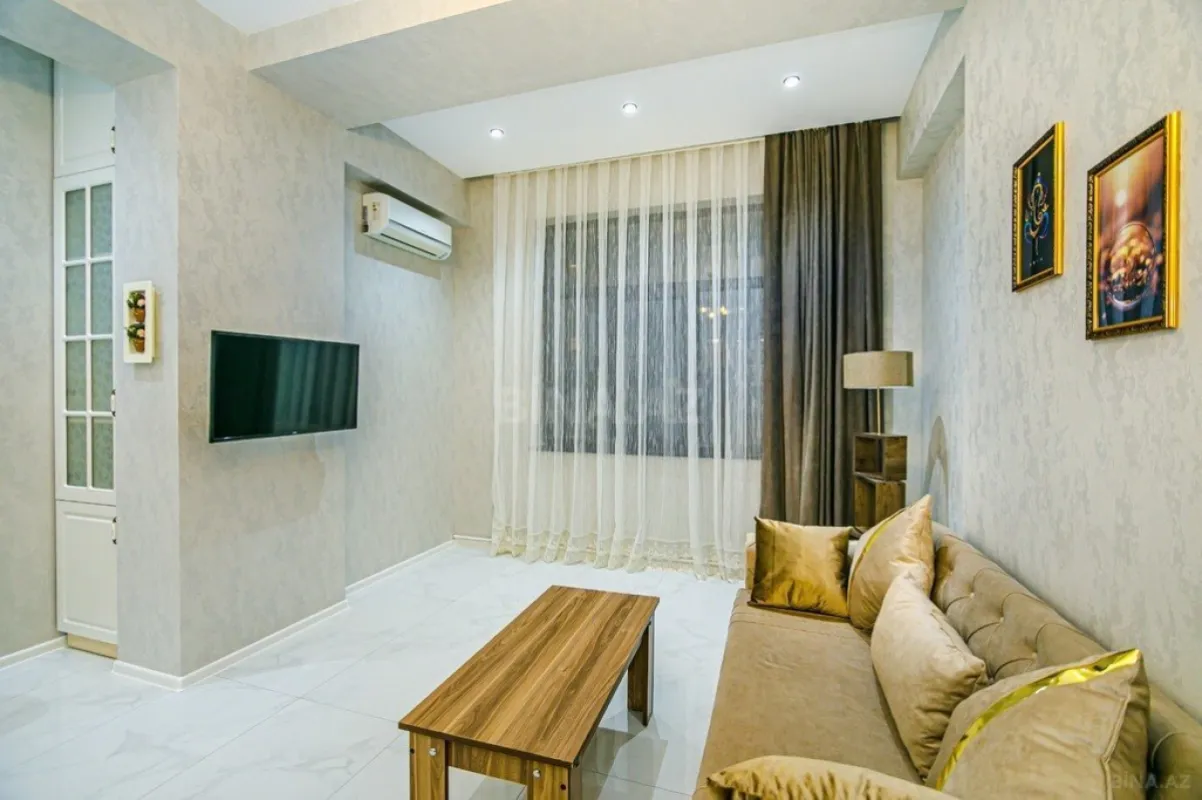Kirayə verilir 2 otaqlı mənzil 80 m²