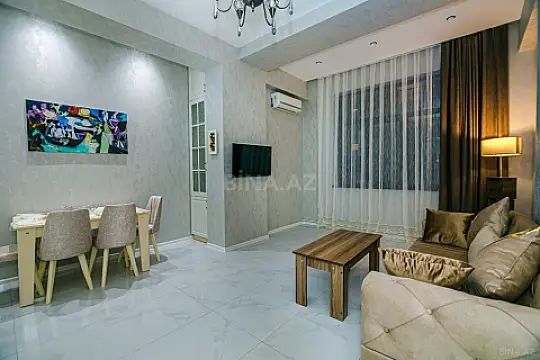 Kirayə verilir 2 otaqlı mənzil 80 m² — Bakı 2 otaq 80.00 m²