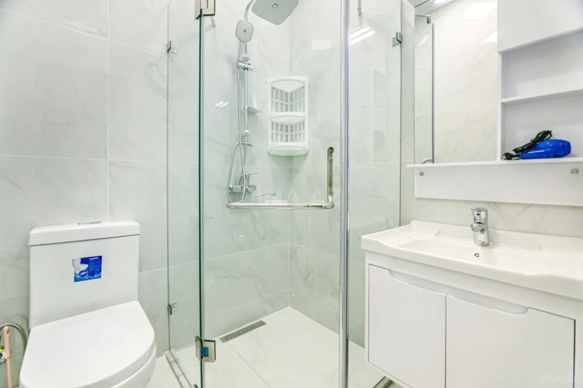 Kirayə verilir 2 otaqlı mənzil 80 m²