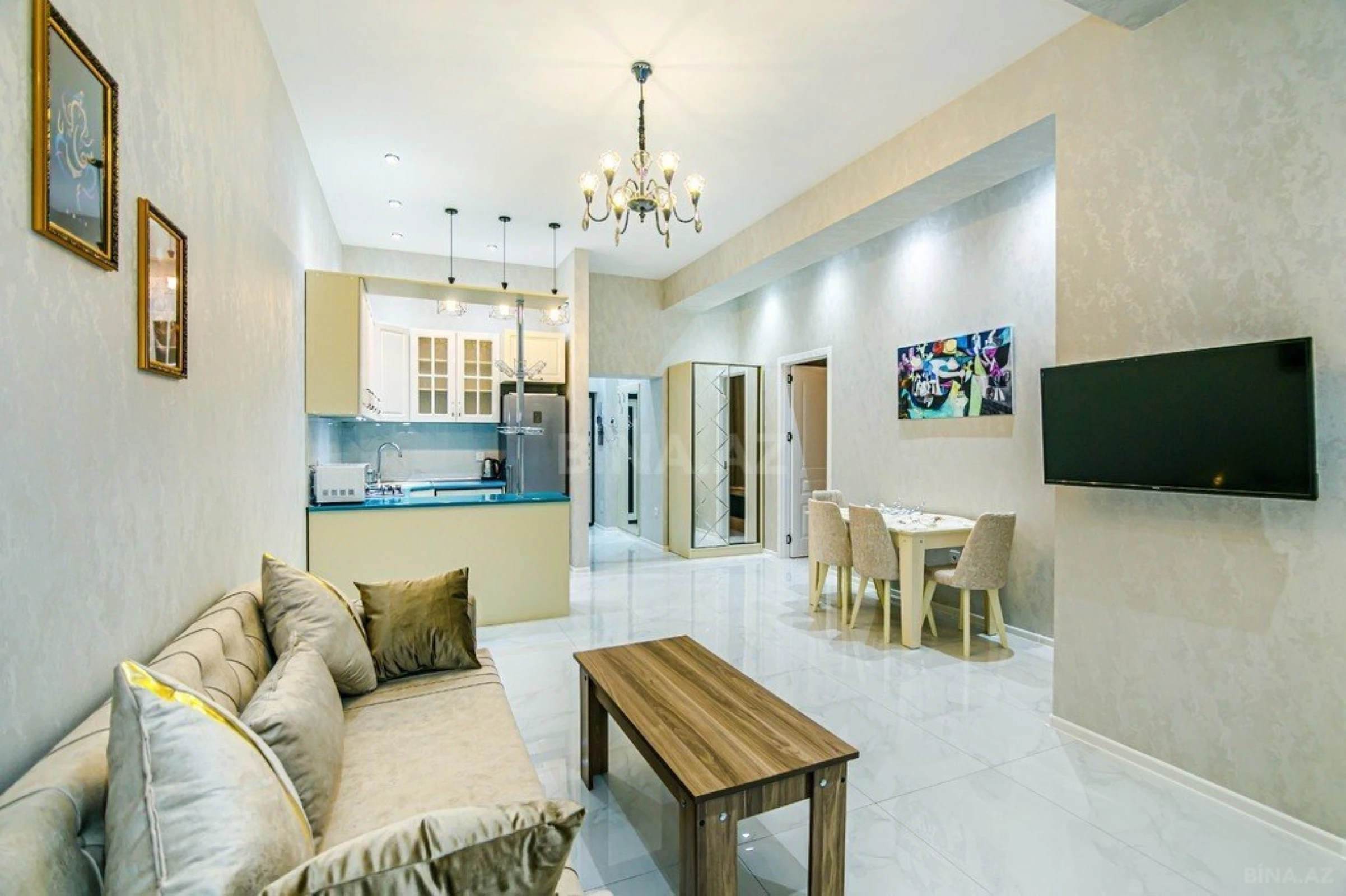 Kirayə verilir 2 otaqlı mənzil 80 m²