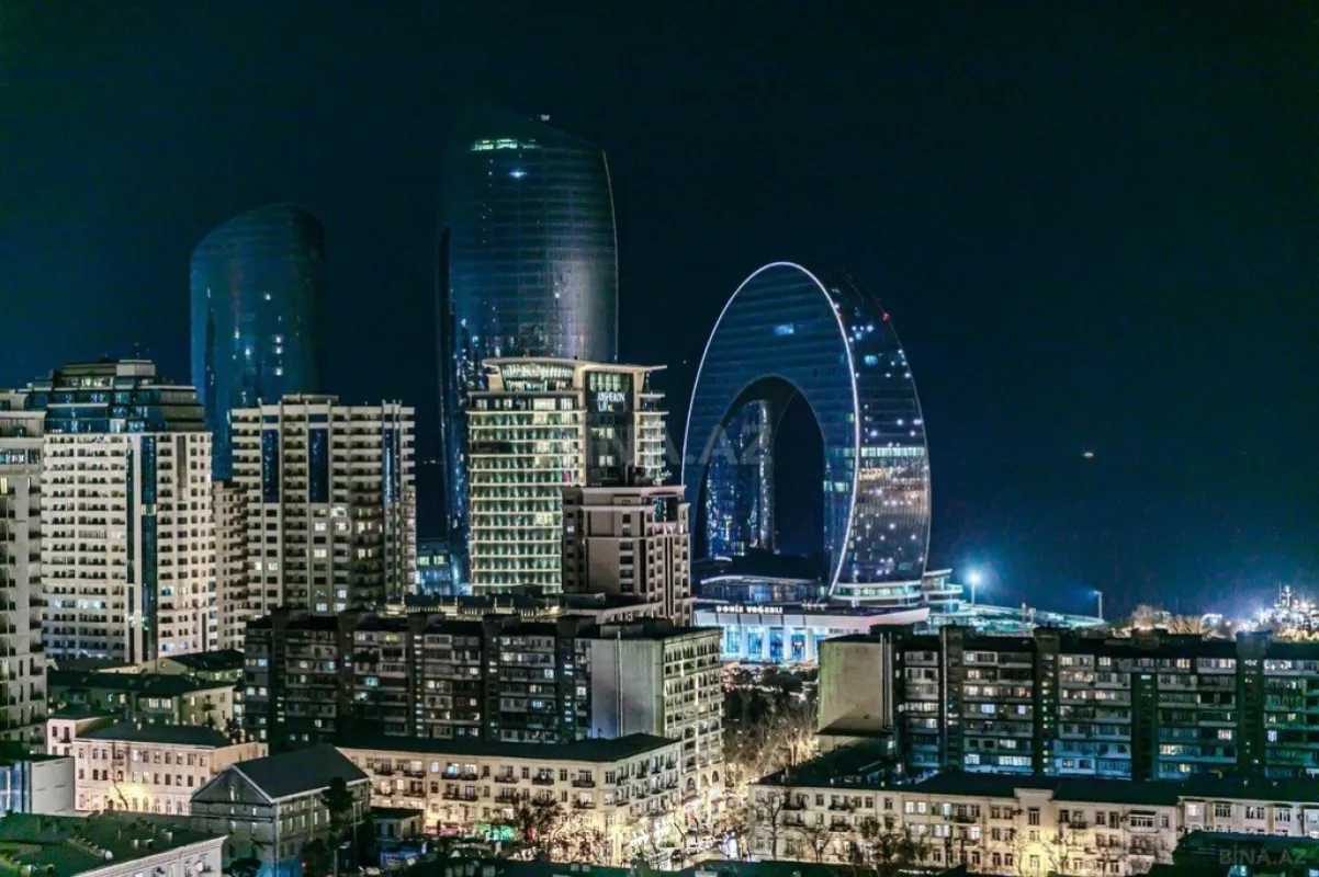 Kirayə verilir 2 otaqlı mənzil 75 m²