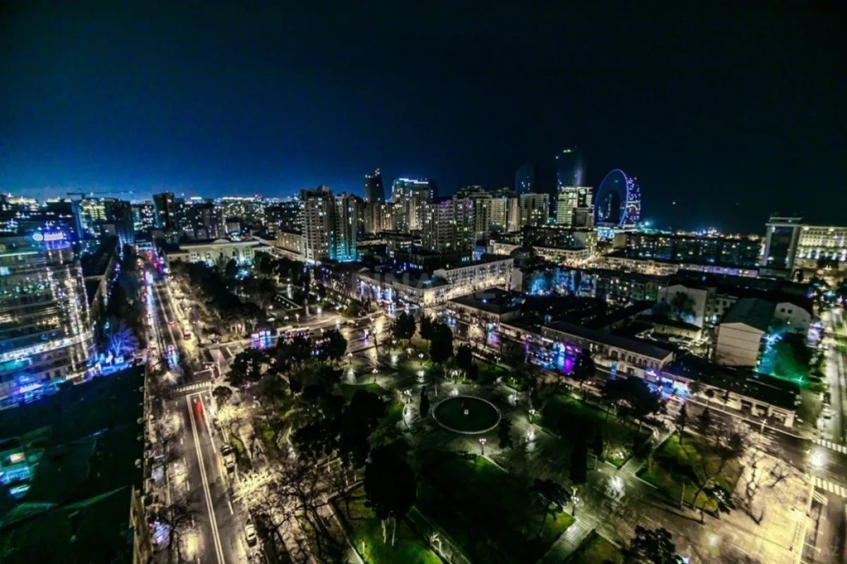 Kirayə verilir 2 otaqlı mənzil 75 m²