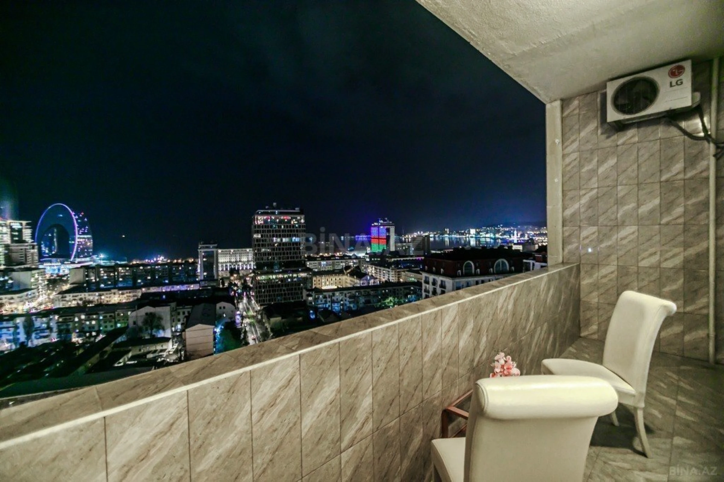 Kirayə verilir 2 otaqlı mənzil 75 m²