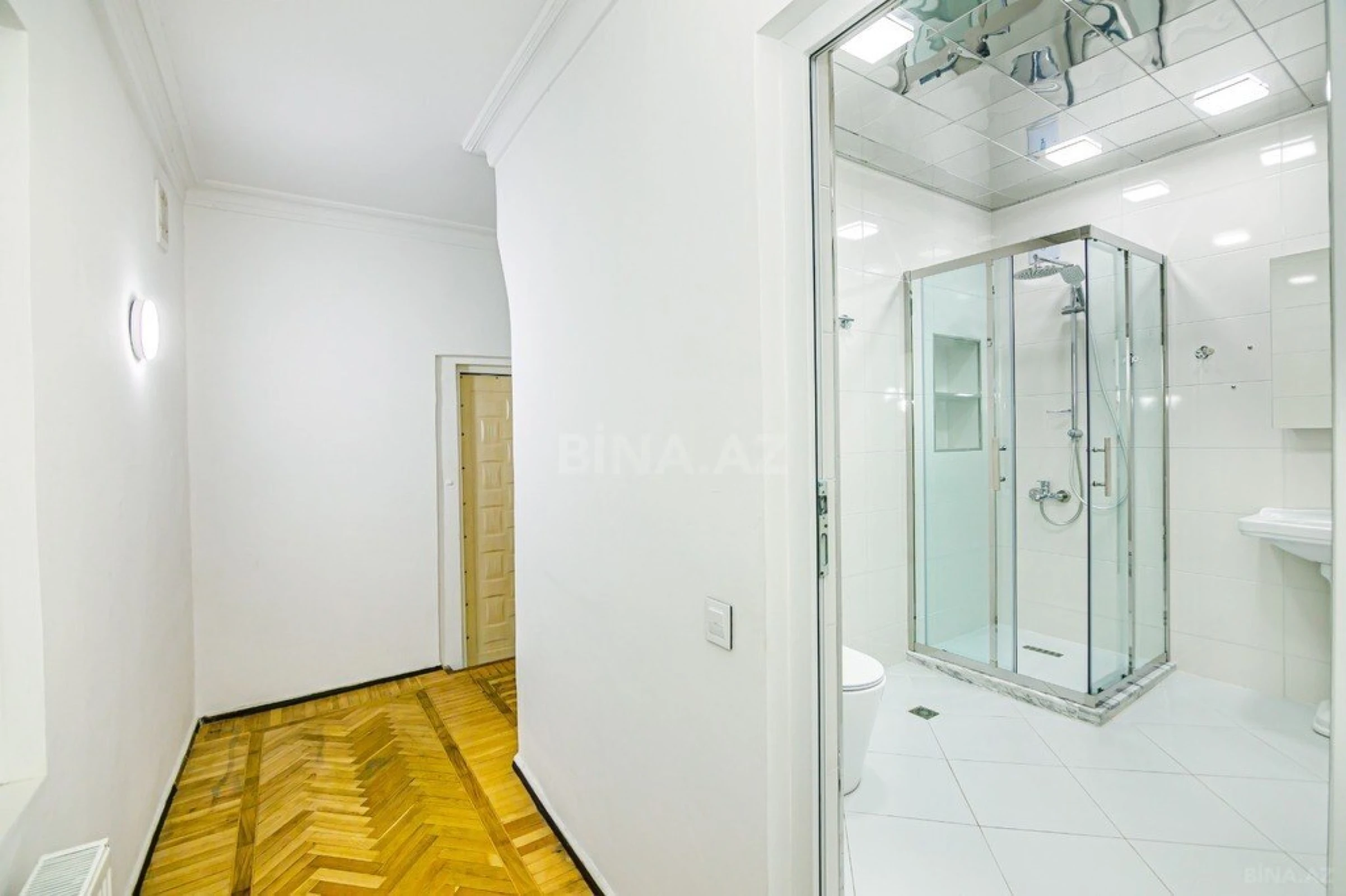 Kirayə verilir 5 otaqlı mənzil 260 m²