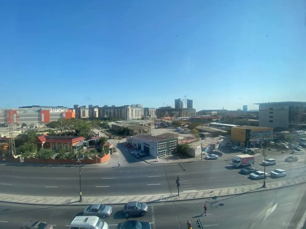 Kirayə verilir 20 otaqlı ofis 1320 m²