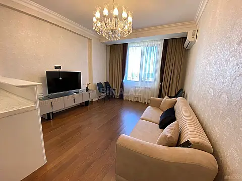Kirayə verilir 2 otaqlı mənzil 70 m²
